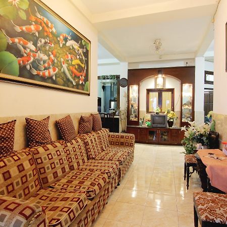 Wanderlust Homestay Yogyakarta Exteriör bild